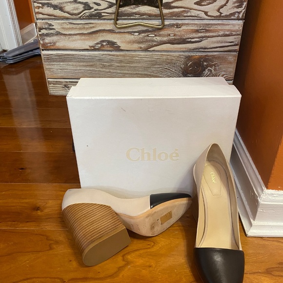 Shoes - Picture 2 of 6